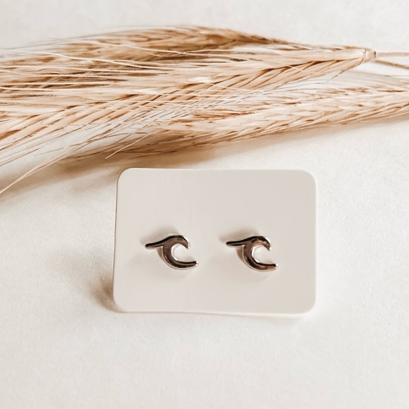 Silver Ocean Summer Wave Dainty Stud Earrings - Picture 2 of 2